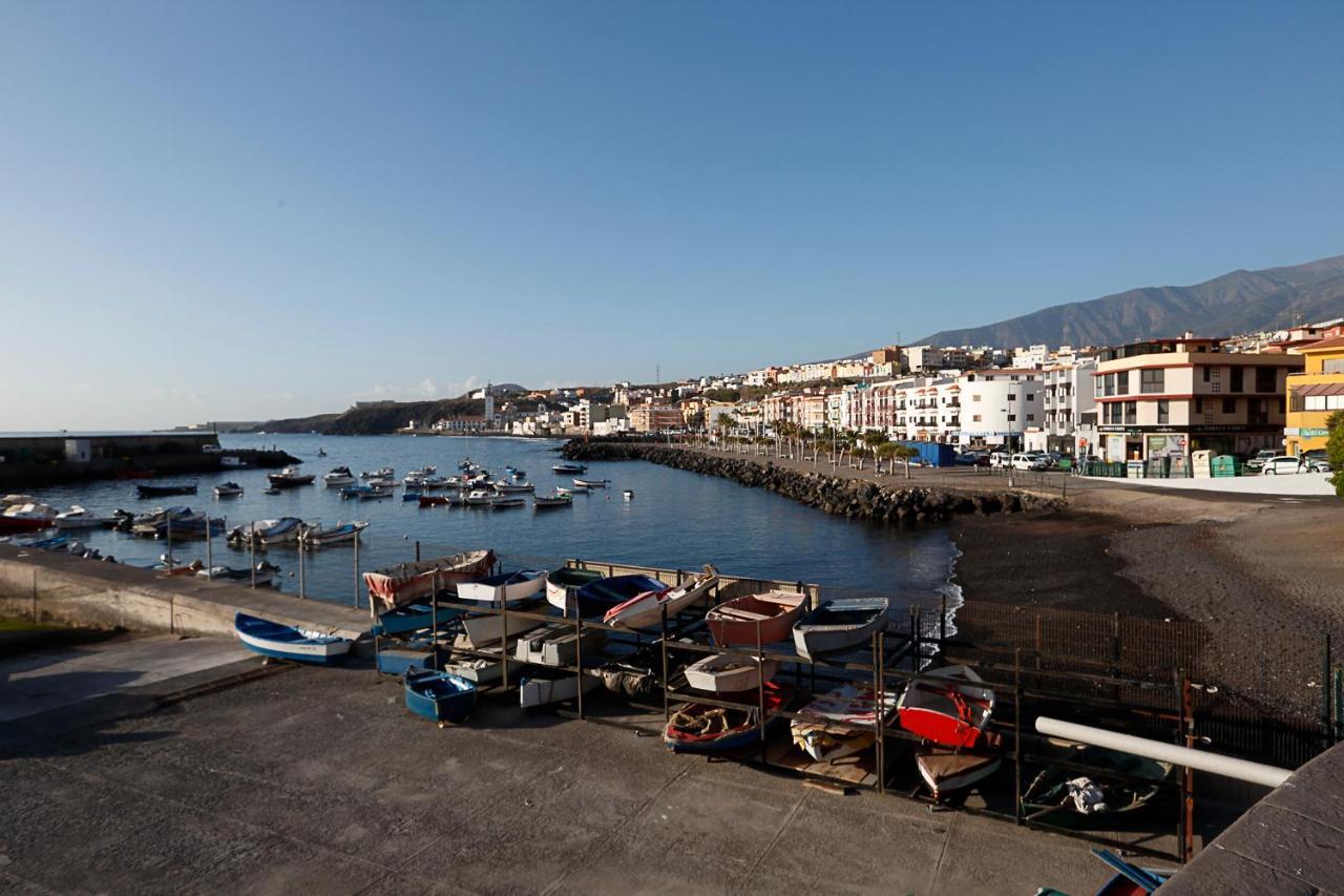 Apartamento Frente Al Puerto De Candelaria A 20 Metros De La Playa. Bagian luar foto