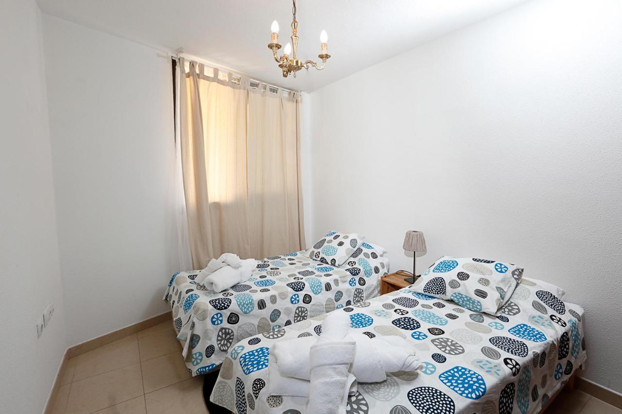Apartamento Frente Al Puerto De Candelaria A 20 Metros De La Playa. Bagian luar foto